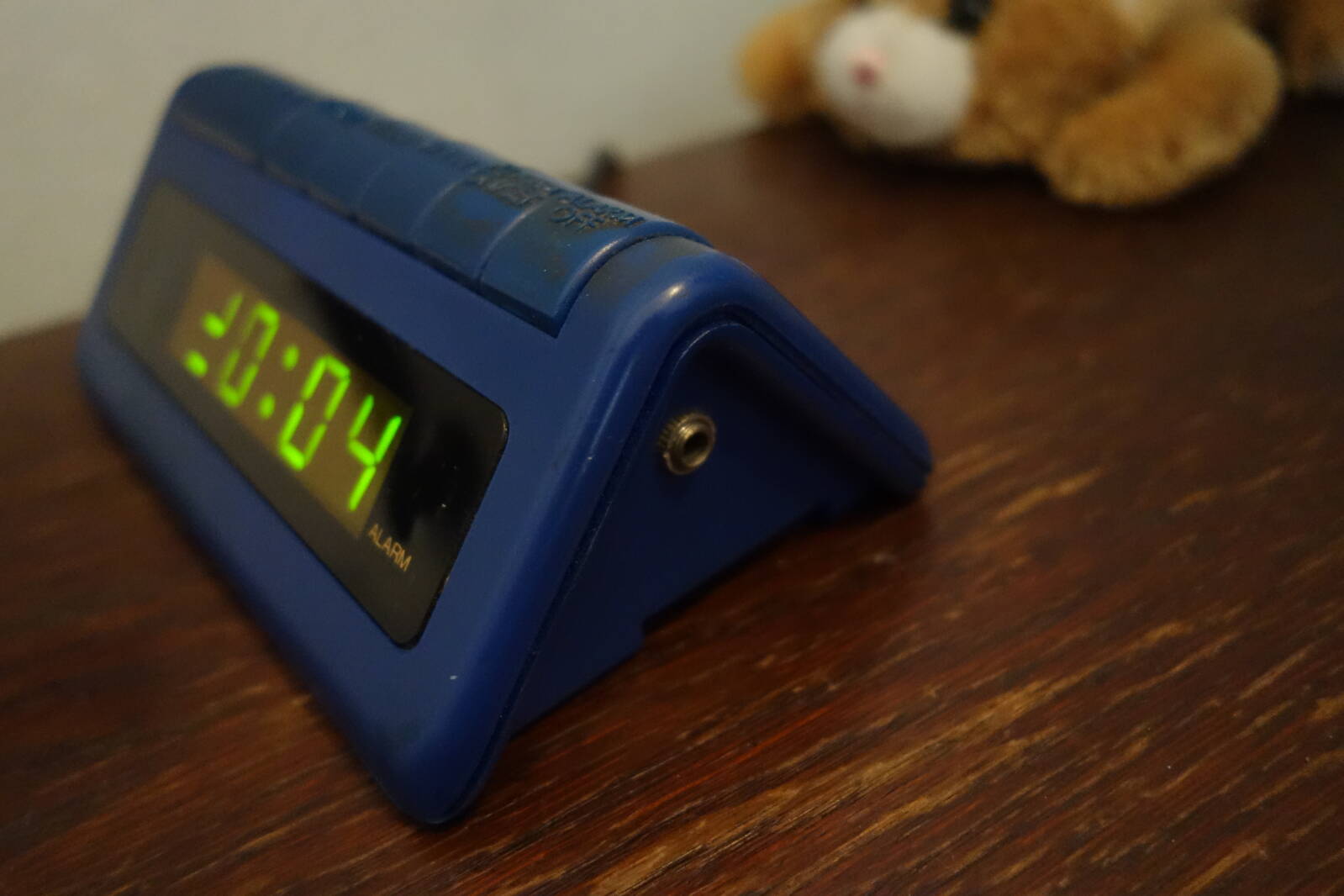 Alarm clock switches computer on